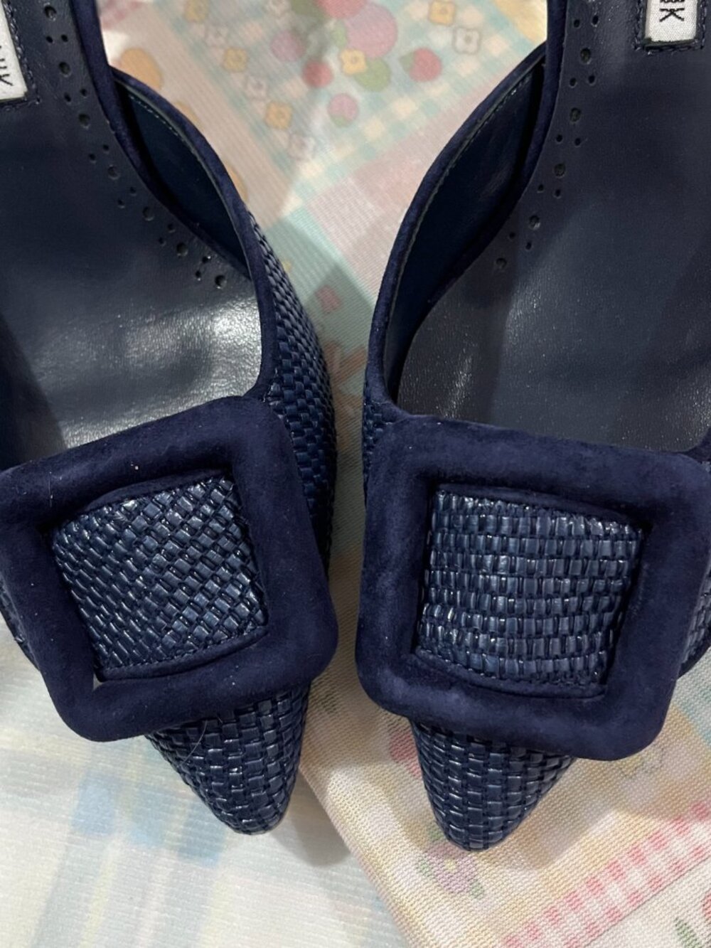 Manolo Blahnik Maysale Navy Woven-Effect Buckle Heeled Mules - Picture 3 of 8